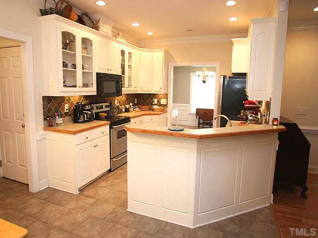 448 Jamison Drive Raleigh, NC 27610 - Photo 8 of 25 Gallery Image 8