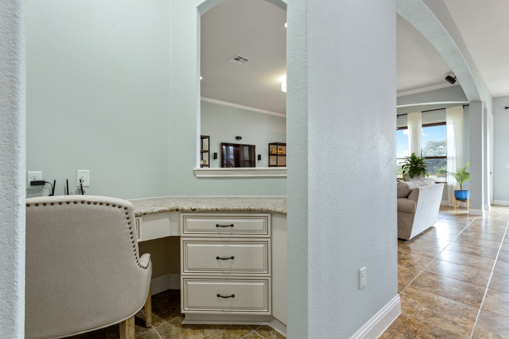 15904 Jeffs Lane Austin, TX 78717 - Photo 11 of 24