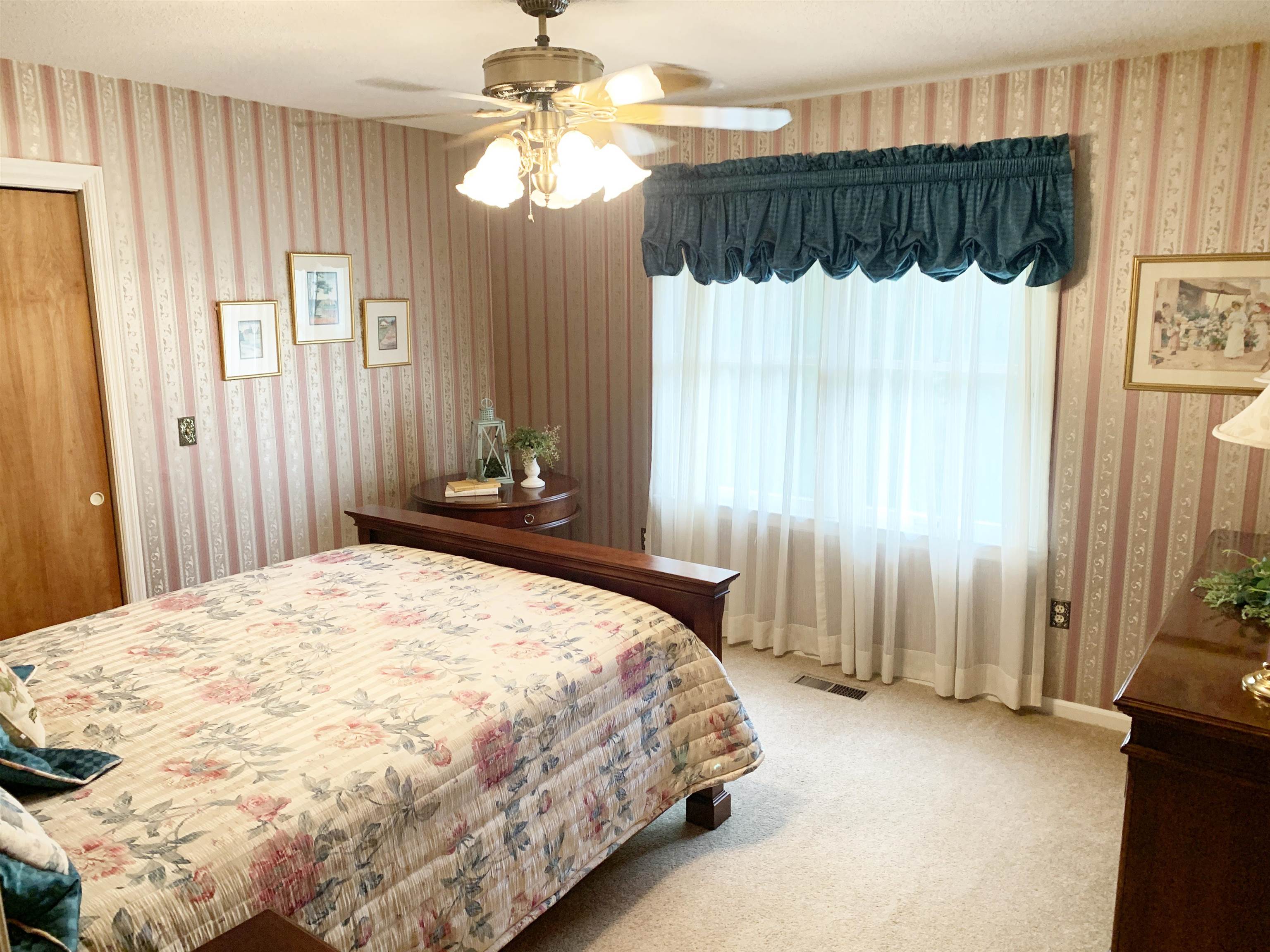 110 State Rd S-42-3274 Landrum, SC 29356 - Photo 13 of 26