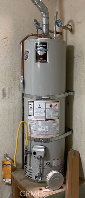 10645 East Ave R 12 Littlerock, CA 93543 - Photo 21 of 23 a close view of sink