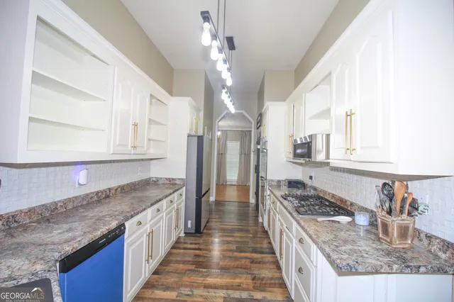 $439,000 | 349 Hillridge Cove, Lizella, GA 31052