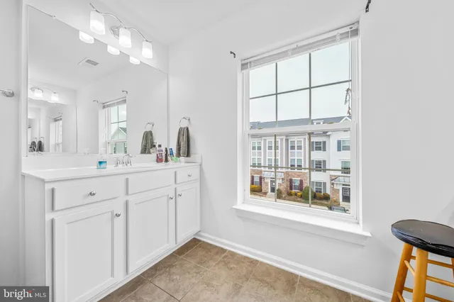 $489,999 | 7370 Riding Meadow Way, Manassas, VA 20111