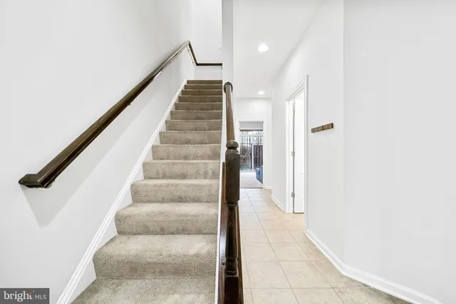 $489,999 | 7370 Riding Meadow Way, Manassas, VA 20111