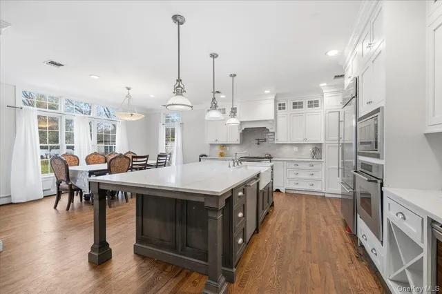 $1,699,000 | 21 Astor Avenue, St. James, NY 11780