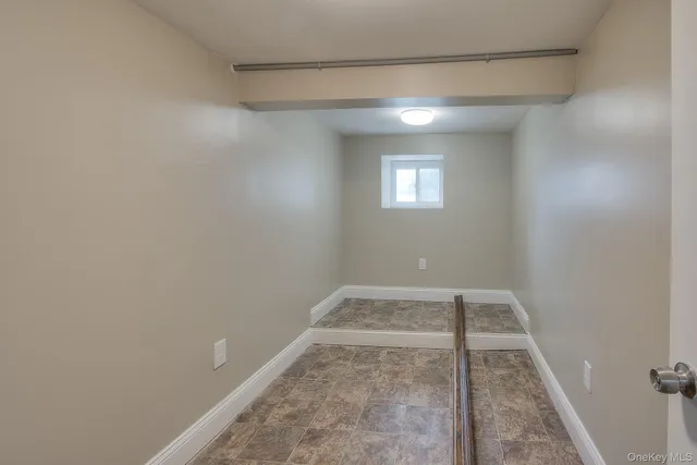 $4,700 | 535 East Walnut Street, Unit MAIN, Long Beach, NY 11561