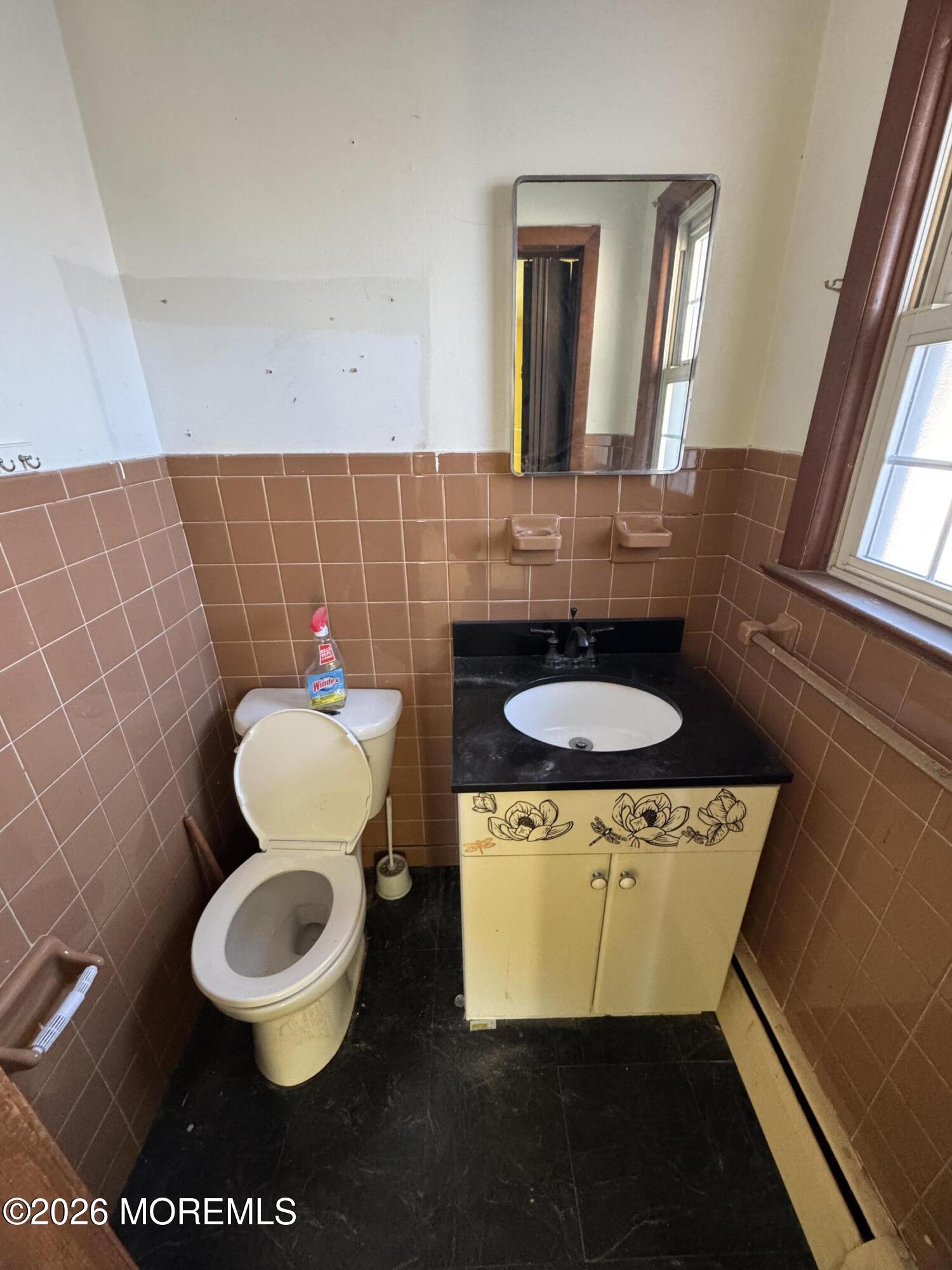 121-123 Stone Road Union Beach, NJ 07735 - Photo 15 of 26 IMG_7316