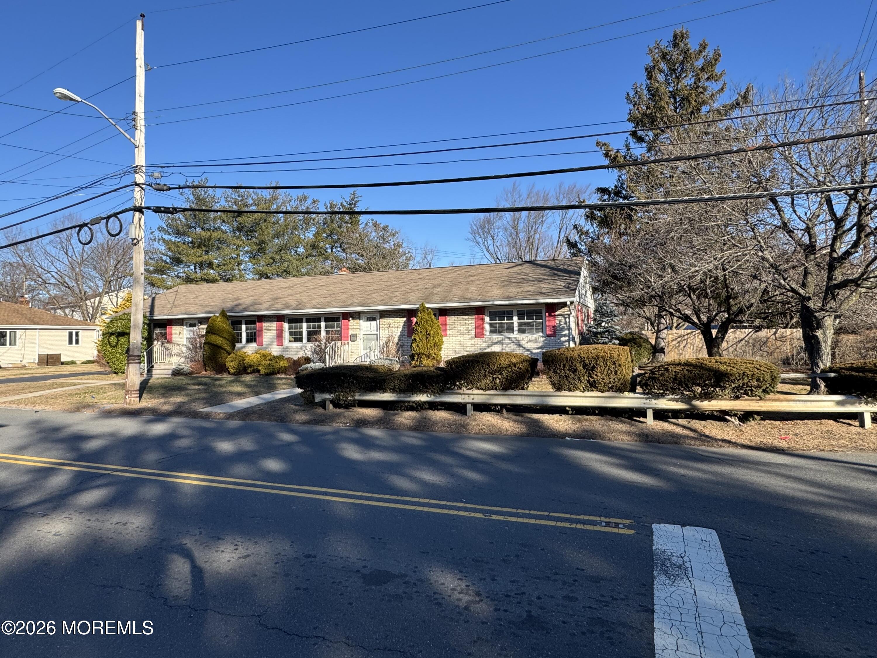 121-123 Stone Road Union Beach, NJ 07735 - Photo 2 of 26 IMG_7328