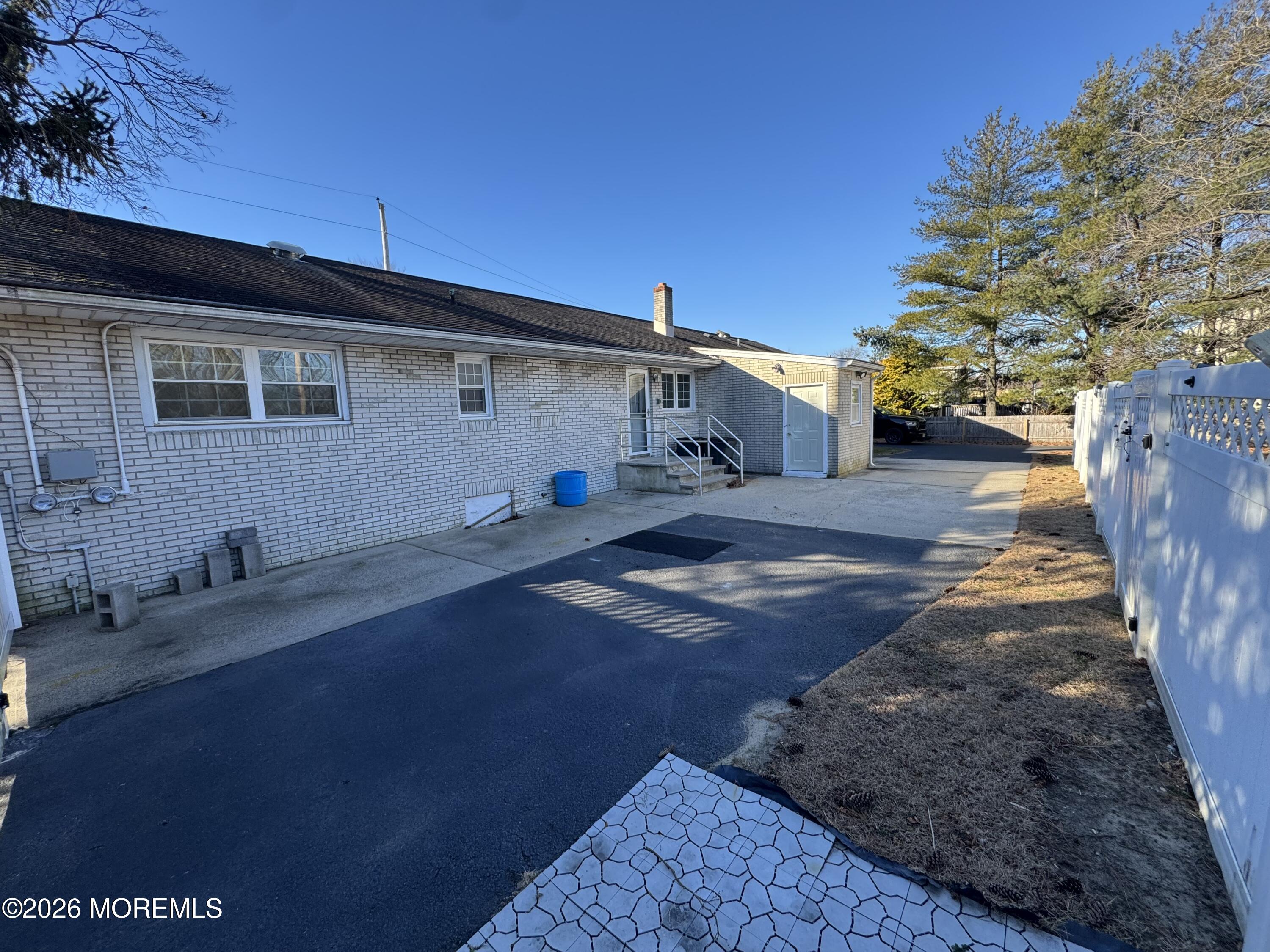 121-123 Stone Road Union Beach, NJ 07735 - Photo 23 of 26 IMG_7323