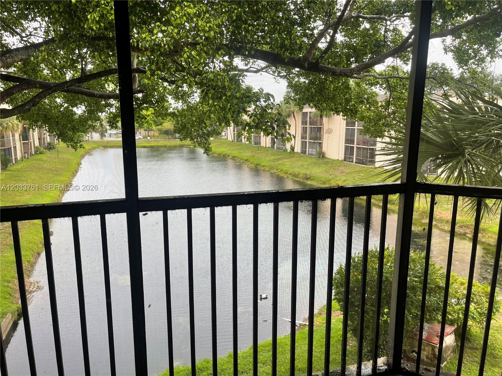 3252 Foxcroft Road, Unit 307 Miramar, FL 33025 - Photo 34 of 41