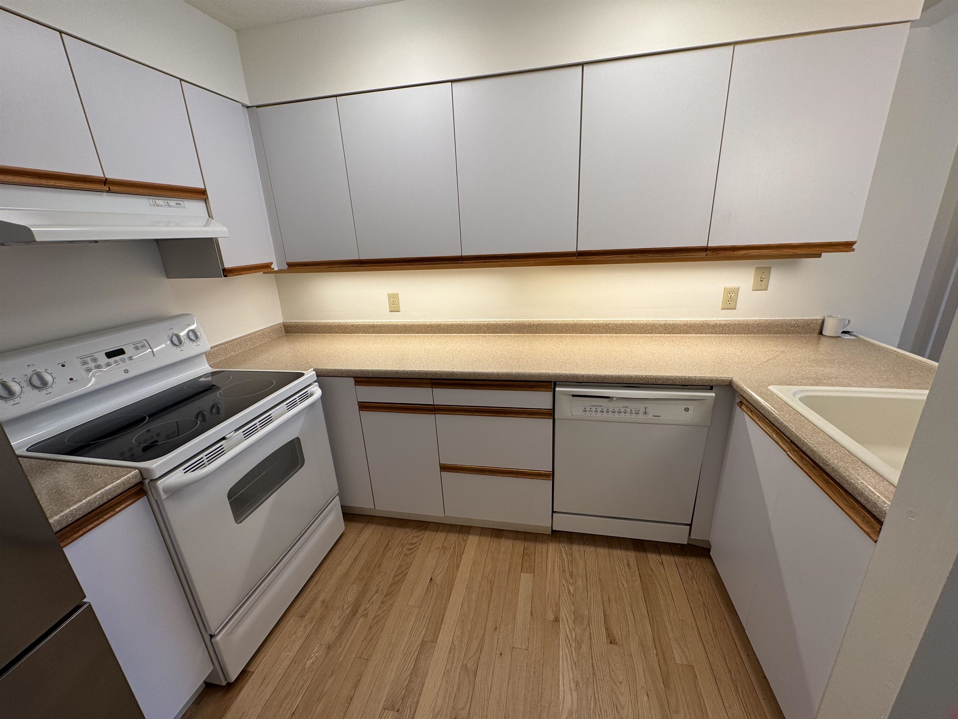 53 Lyme Road, Unit 27 Hanover, NH 03755 - Photo 16 of 57 Gallery Image 16
