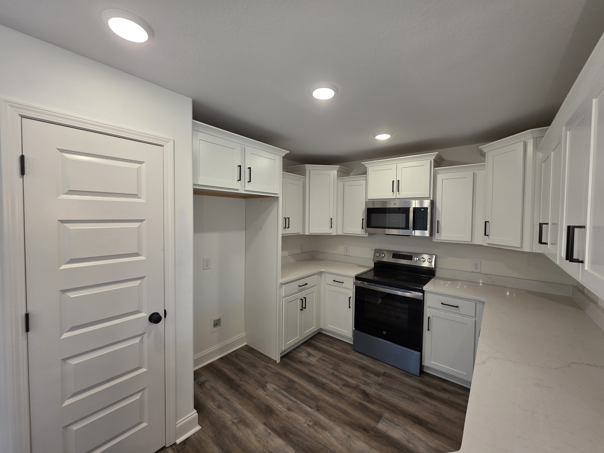 475 Ridge Top Court Clarksville, TN 37040 - Photo 13 of 44 a kitchen with cabinets and steel stainless steel appliances