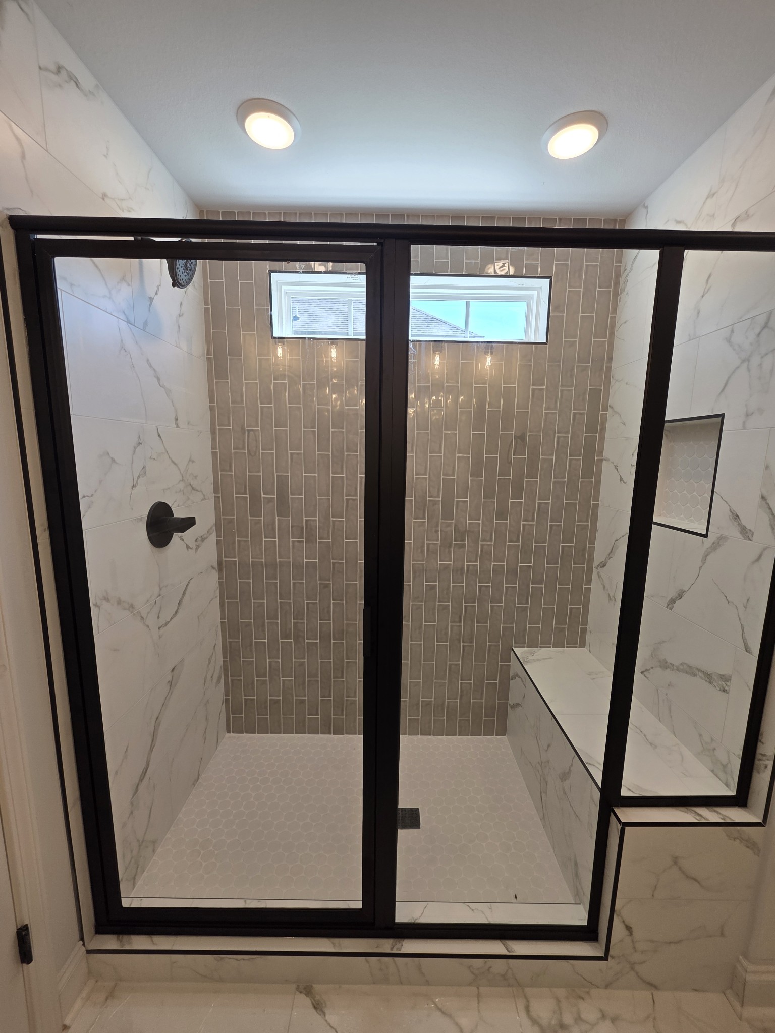 475 Ridge Top Court Clarksville, TN 37040 - Photo 25 of 44 a bathroom with a glass shower door