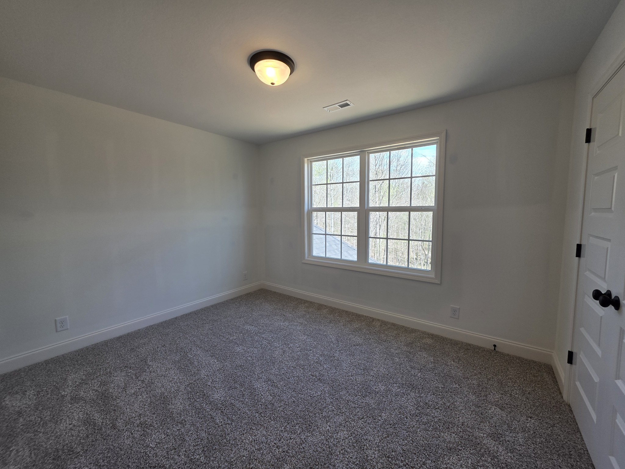 475 Ridge Top Court Clarksville, TN 37040 - Photo 28 of 44 an empty room with windows