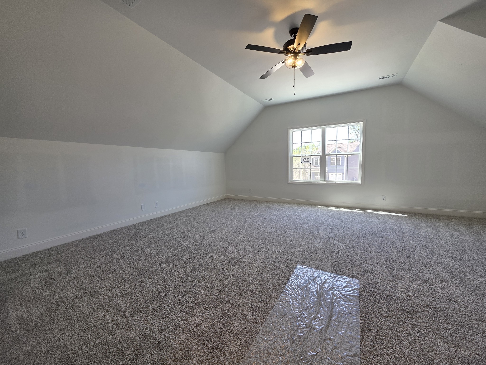 475 Ridge Top Court Clarksville, TN 37040 - Photo 34 of 44 an empty room with windows and ceiling fan