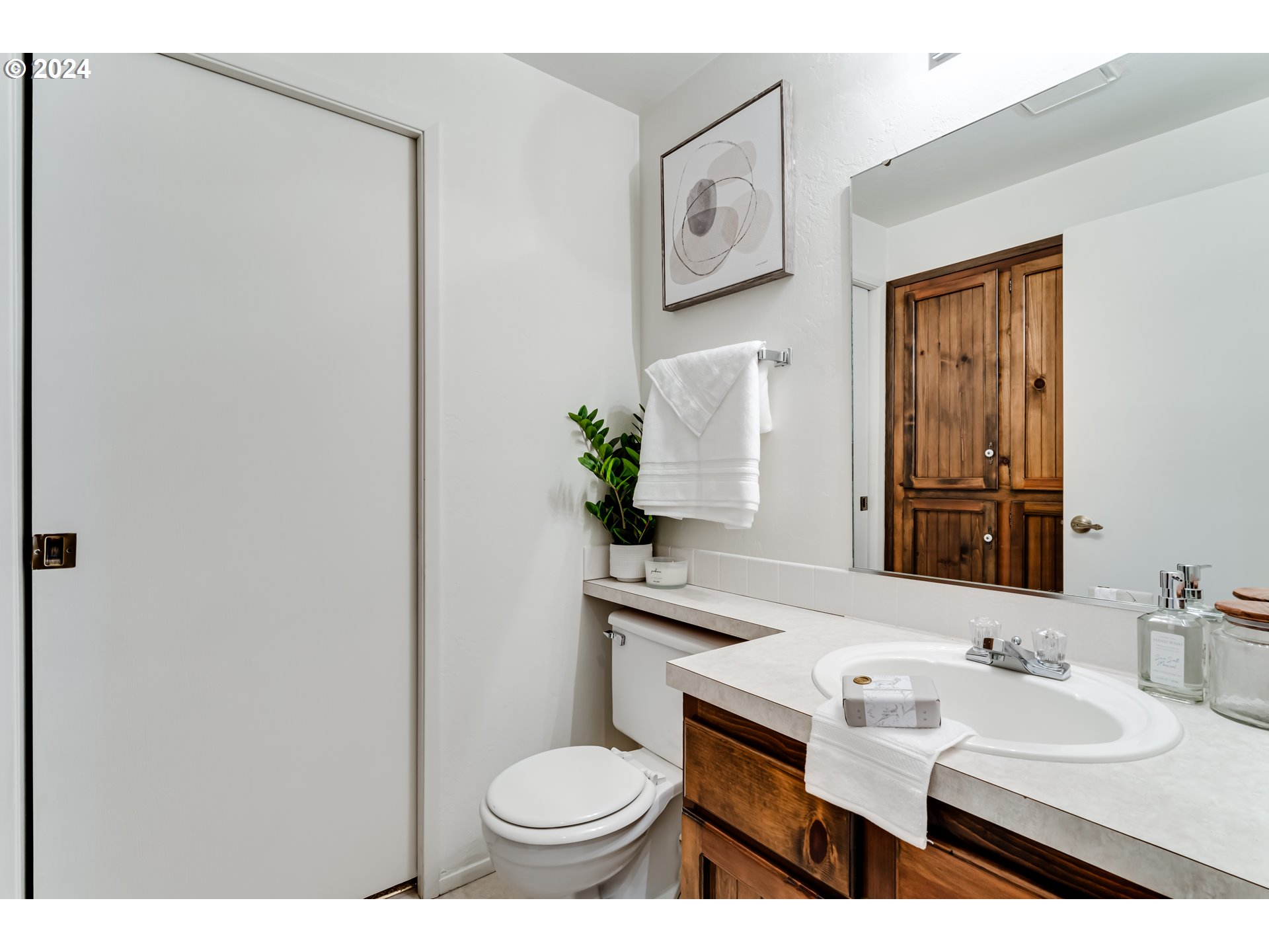 2214 Ridgeway Drive Eugene, OR 97401 - Photo 18 of 30 Gallery Image 18