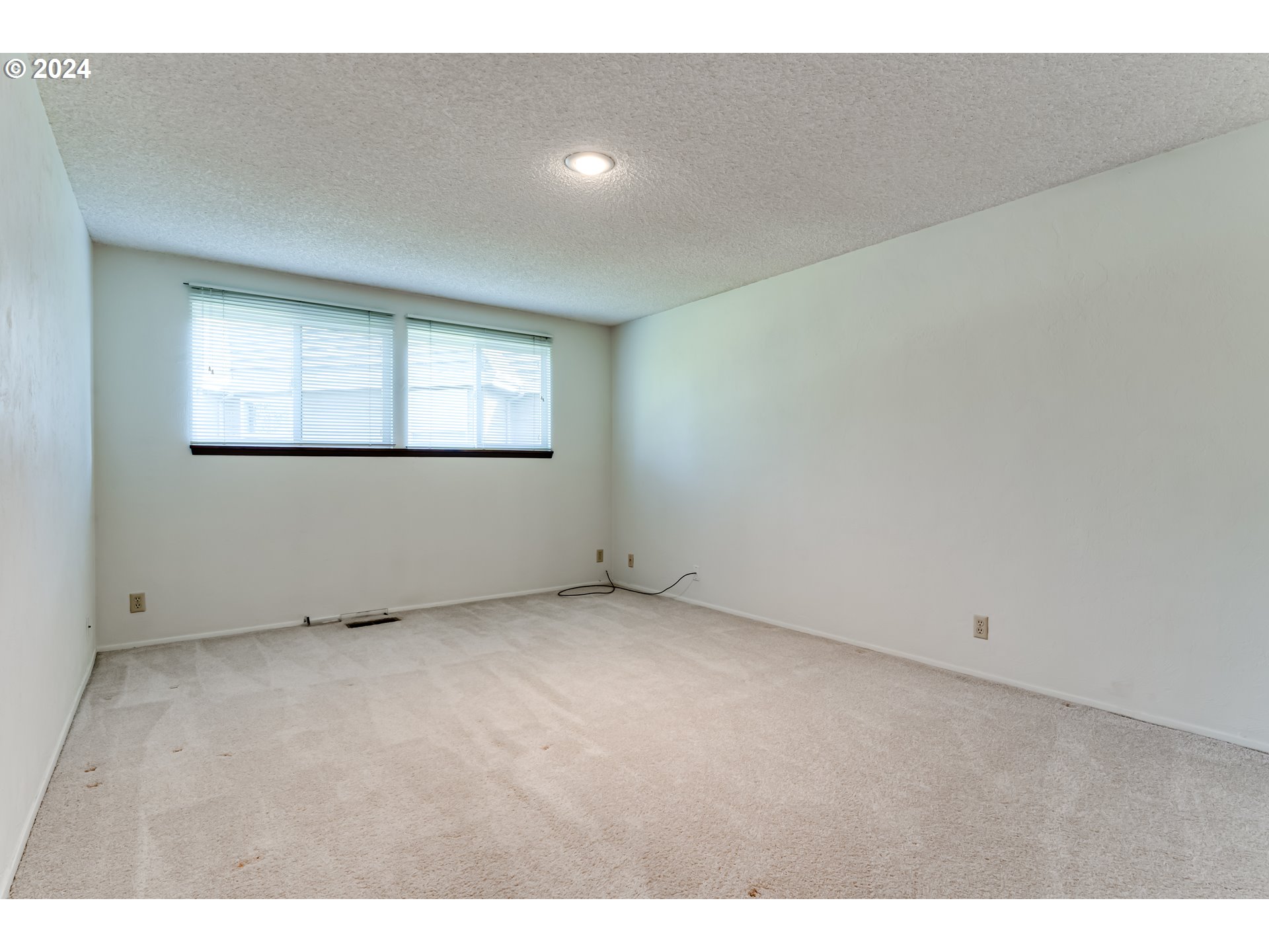 2214 Ridgeway Drive Eugene, OR 97401 - Photo 24 of 30 Gallery Image 24