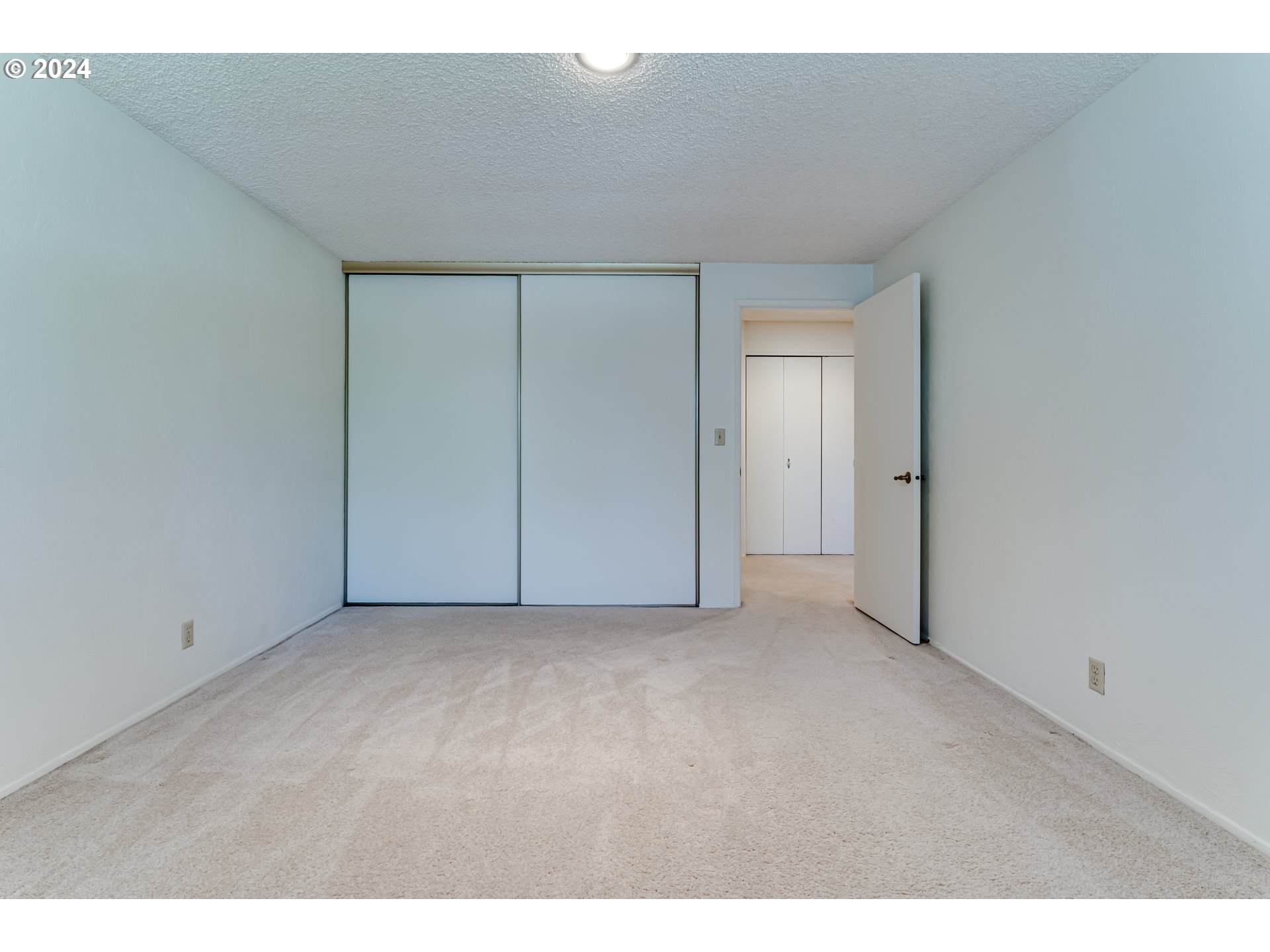 2214 Ridgeway Drive Eugene, OR 97401 - Photo 25 of 30 Gallery Image 25