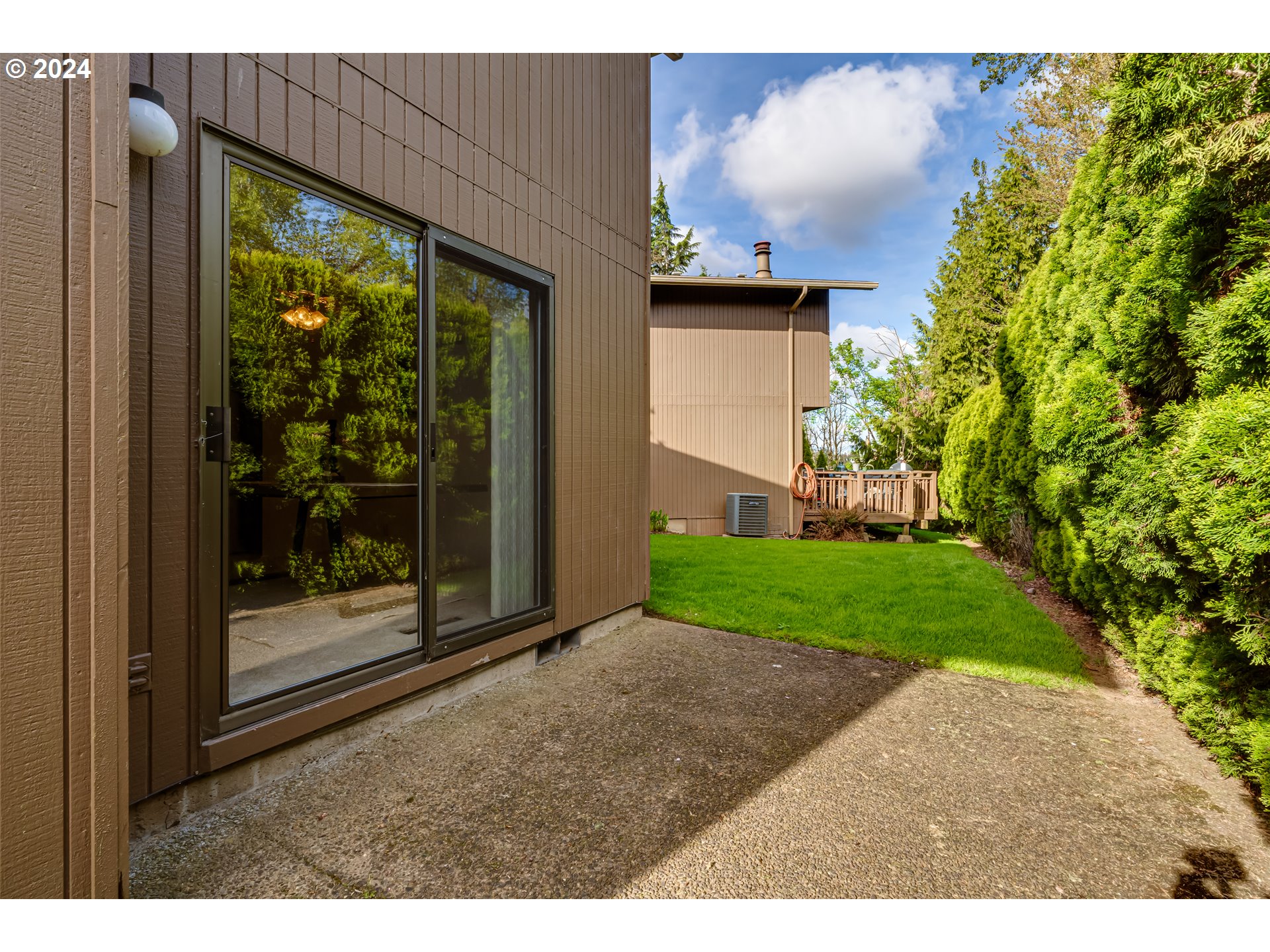 2214 Ridgeway Drive Eugene, OR 97401 - Photo 28 of 30 Gallery Image 28