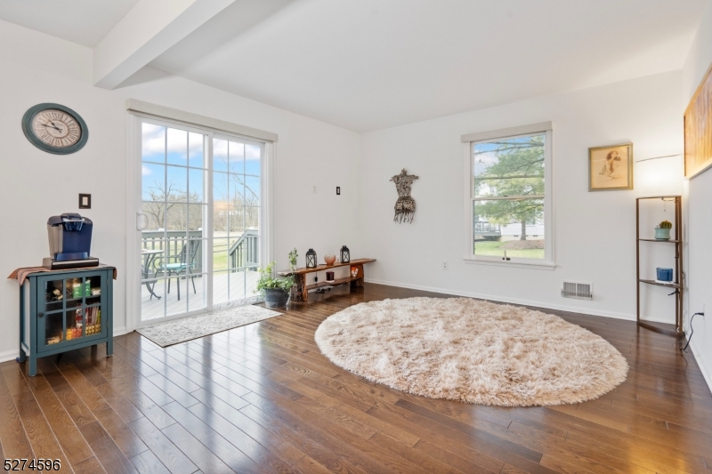 18 Pond Ridge Drive Clinton, NJ 08809 - Photo 12 of 31