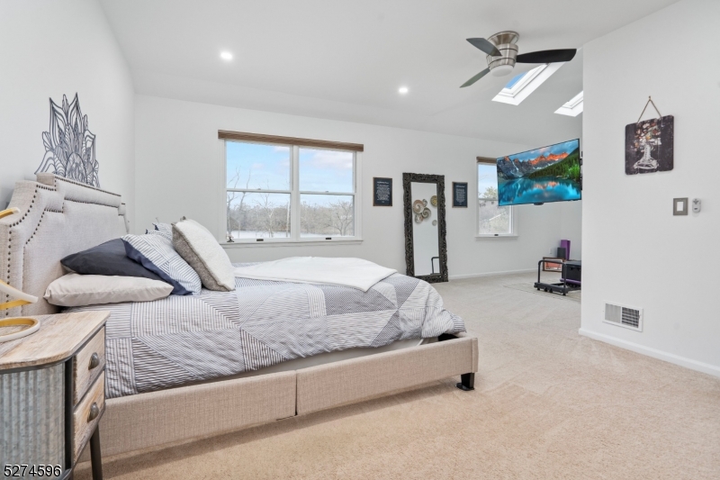 18 Pond Ridge Drive Clinton, NJ 08809 - Photo 21 of 31