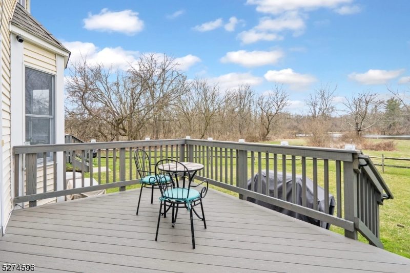 18 Pond Ridge Drive Clinton, NJ 08809 - Photo 28 of 31