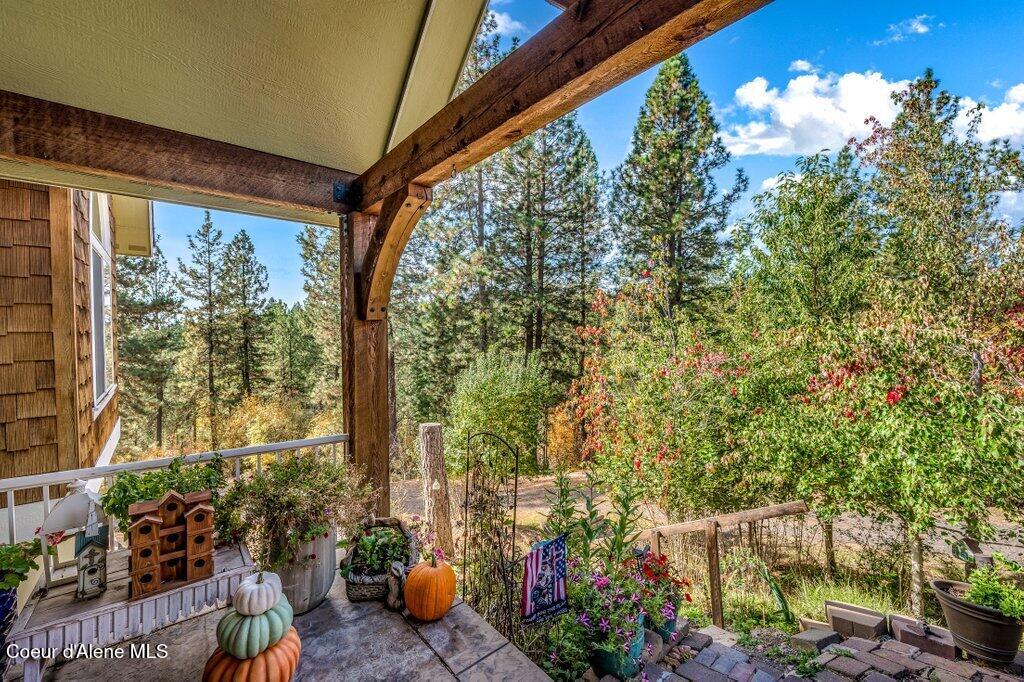 7170 West Reality Loop Coeur D'Alene, ID 83814 - Photo 40 of 44 Covered Deck4