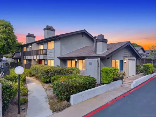 $599,000 | 8356 Via Sonoma, Unit D, La Jolla, CA 92037