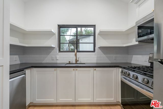 $13,250 | 7719 Lexington Avenue, West Hollywood, CA 90046