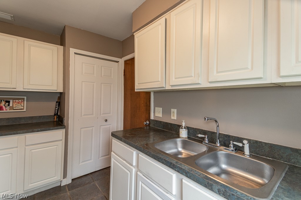 4994 Marigold Road Mentor, OH 44060 - Photo 7 of 26 kitchen with door into attached garage