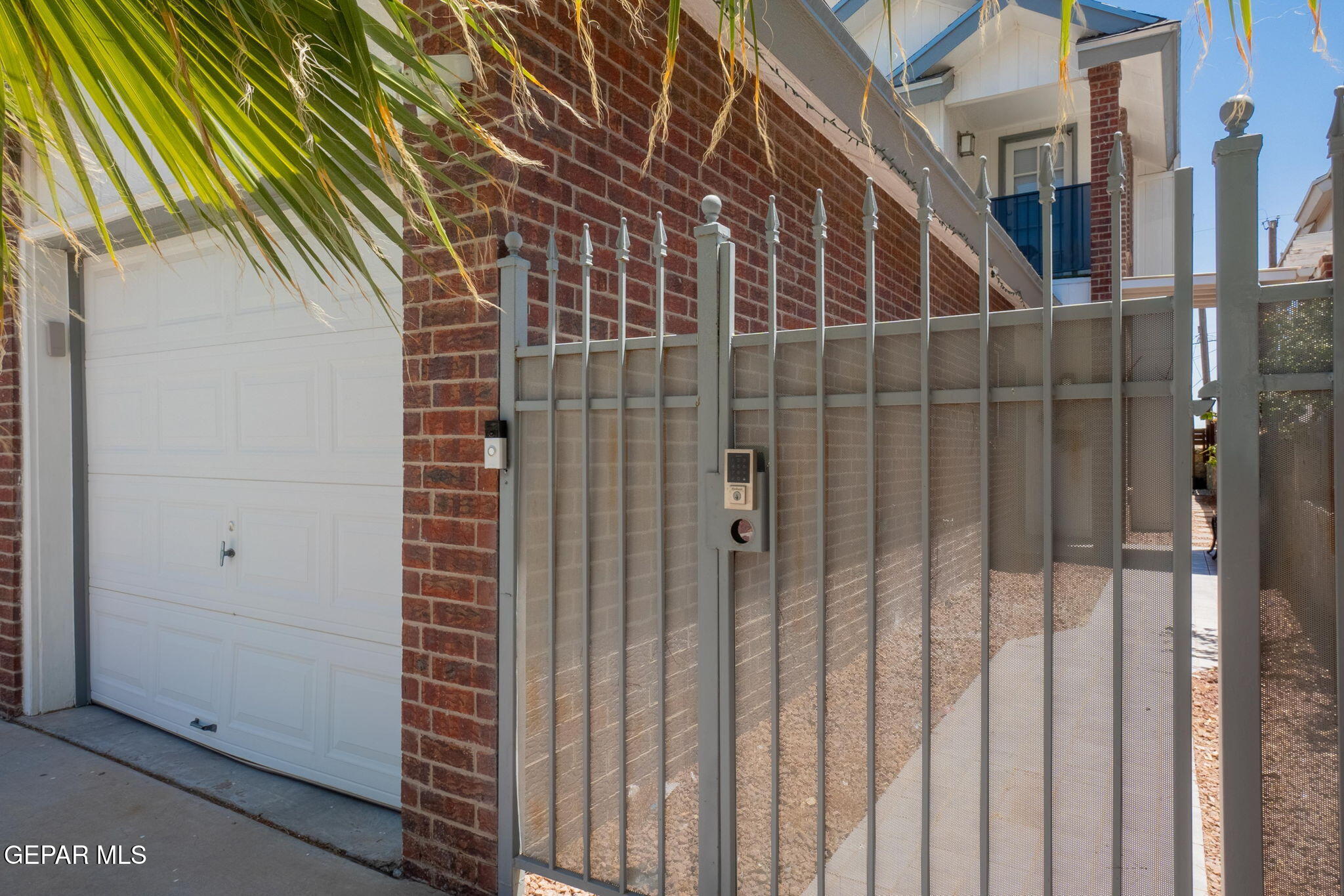 2012 Rogelio Avenue El Paso, TX 79902 - Photo 2 of 12 a view of wooden door