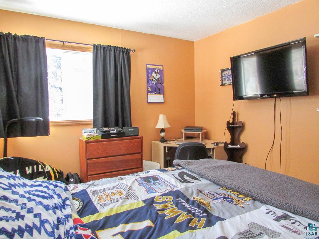 4711 Morris Thomas Road Hermantown, MN 55811 - Photo 12 of 24 Bedroom