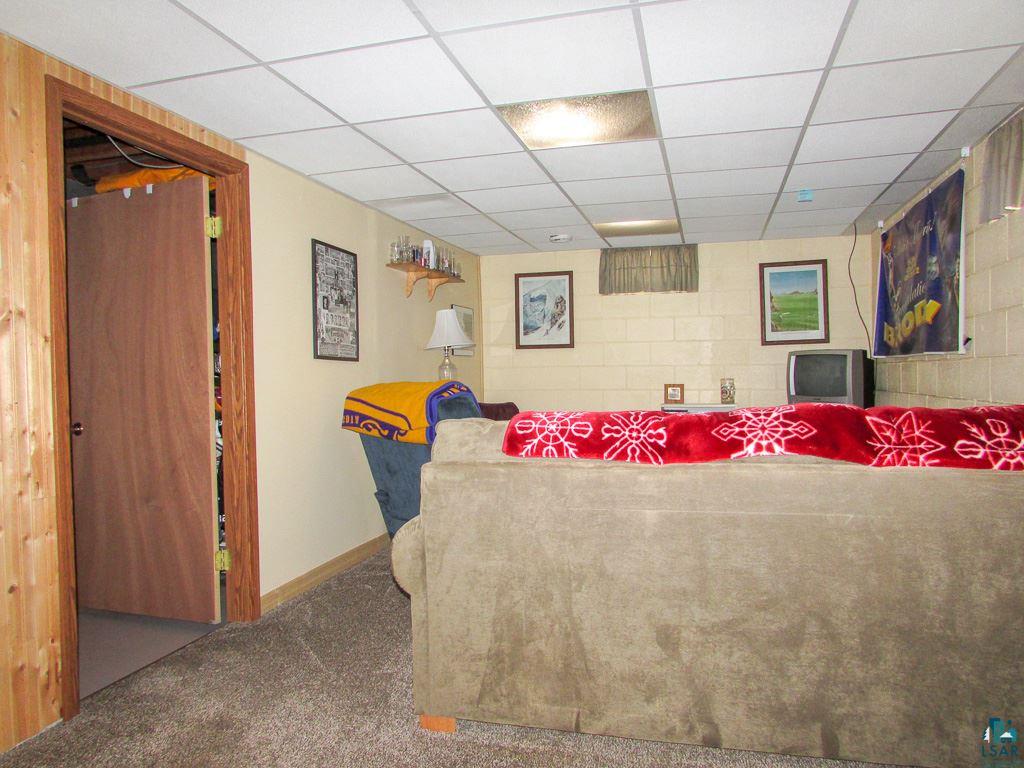 4711 Morris Thomas Road Hermantown, MN 55811 - Photo 17 of 24 Family room