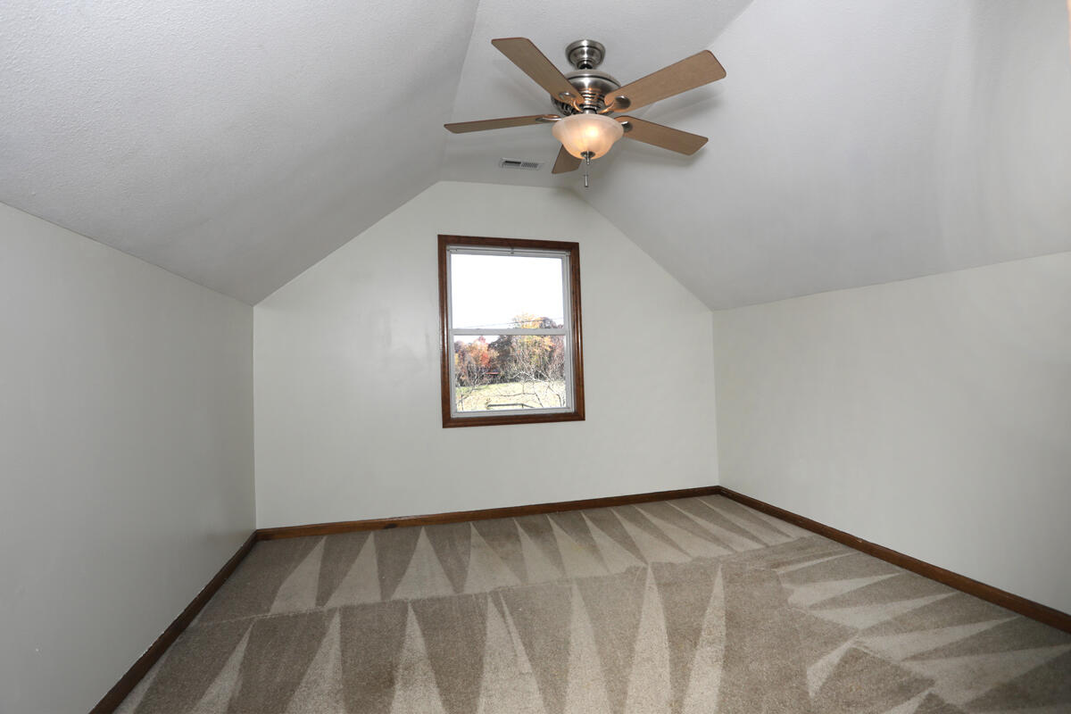 3960 Ogden Road Dayton, TN 37321 - Photo 38 of 51 Upstairs bedroom