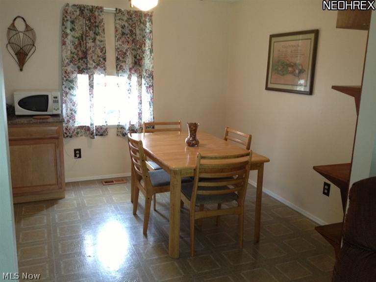 1457 Sunnyacres Road Akron, OH 44321 - Photo 4 of 13