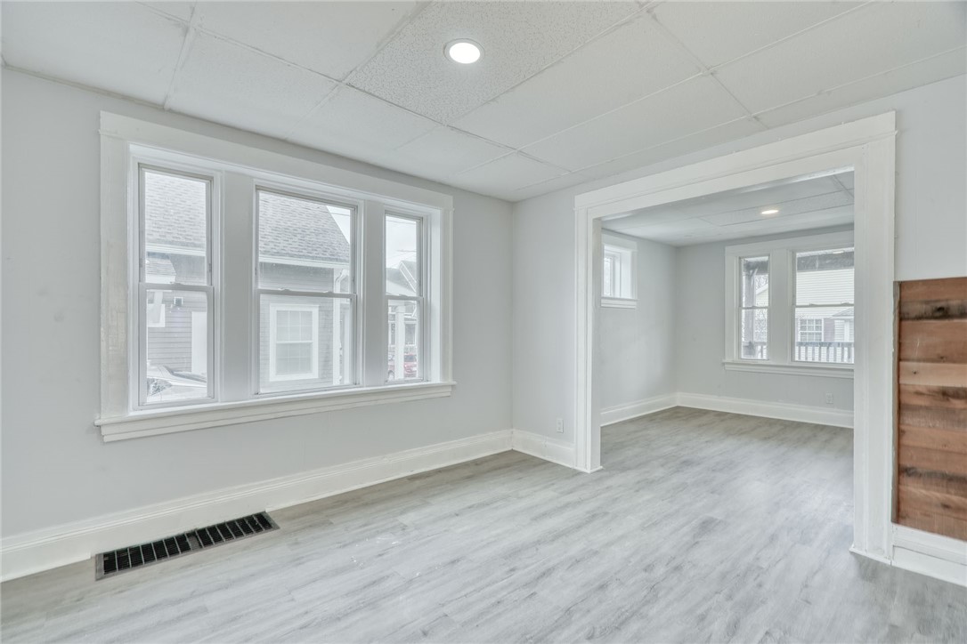 53 Hoeltzer Street Rochester, NY 14605 - Photo 23 of 30