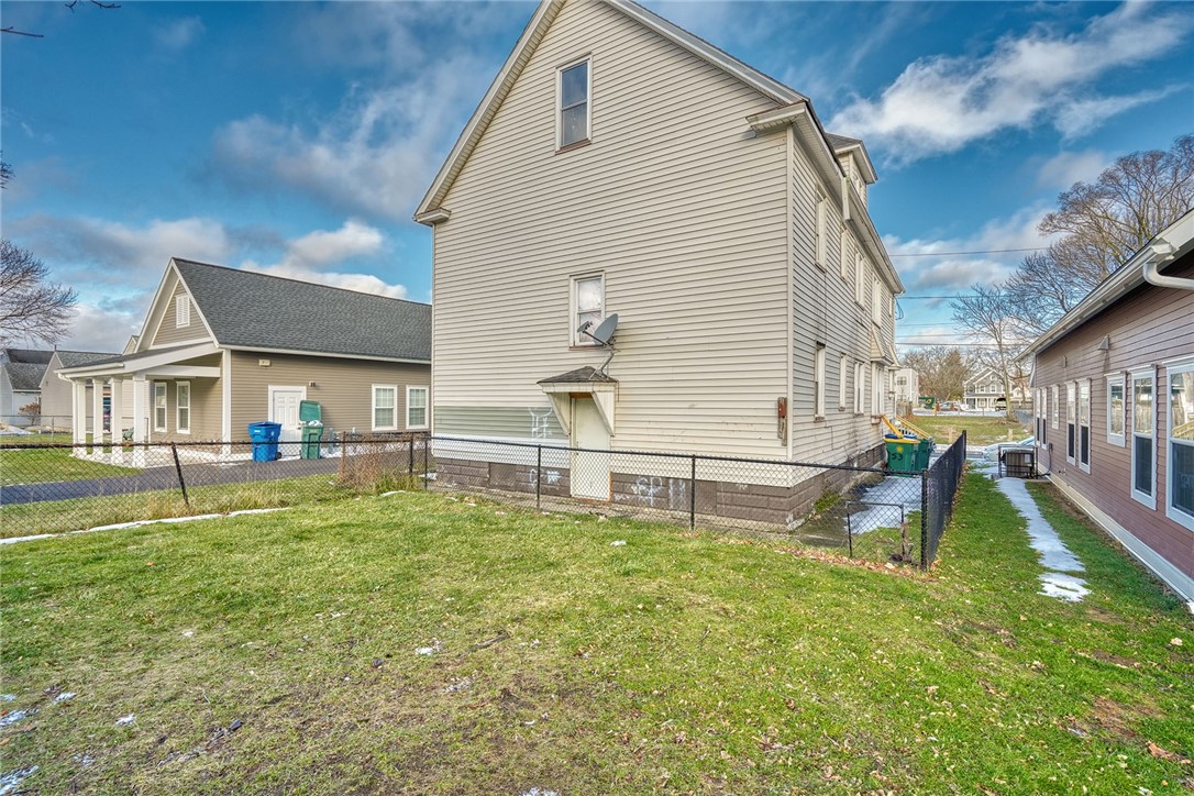 53 Hoeltzer Street Rochester, NY 14605 - Photo 29 of 30