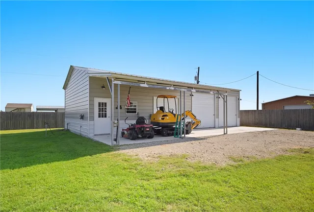 $499,900 | 6997 Farm To Market Road 2038, Bryan, TX 77808