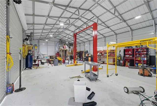 $499,900 | 6997 Farm To Market Road 2038, Bryan, TX 77808