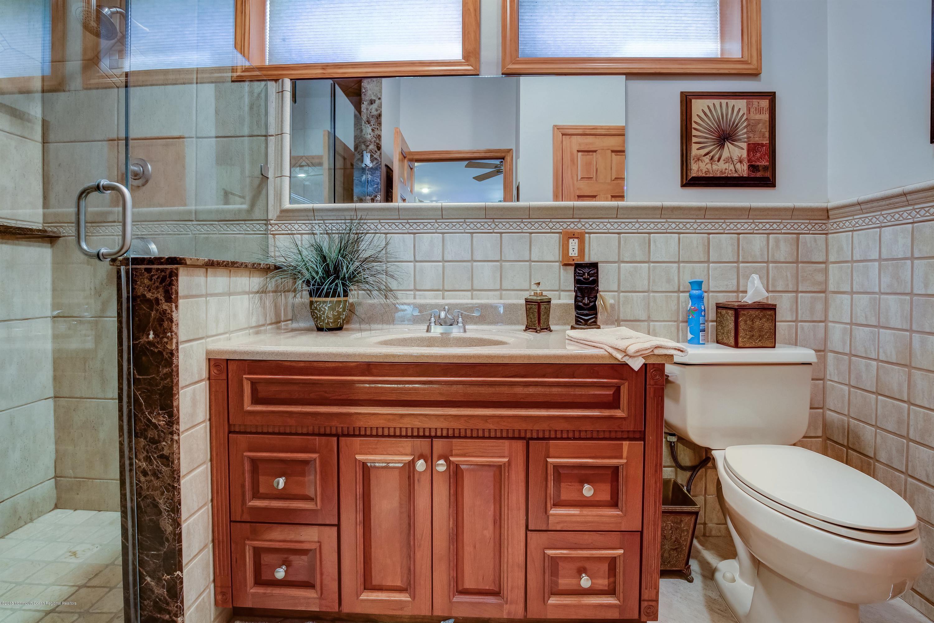 115 Wellington Road Freehold, NJ 07728 - Photo 13 of 40 013_Bathroom