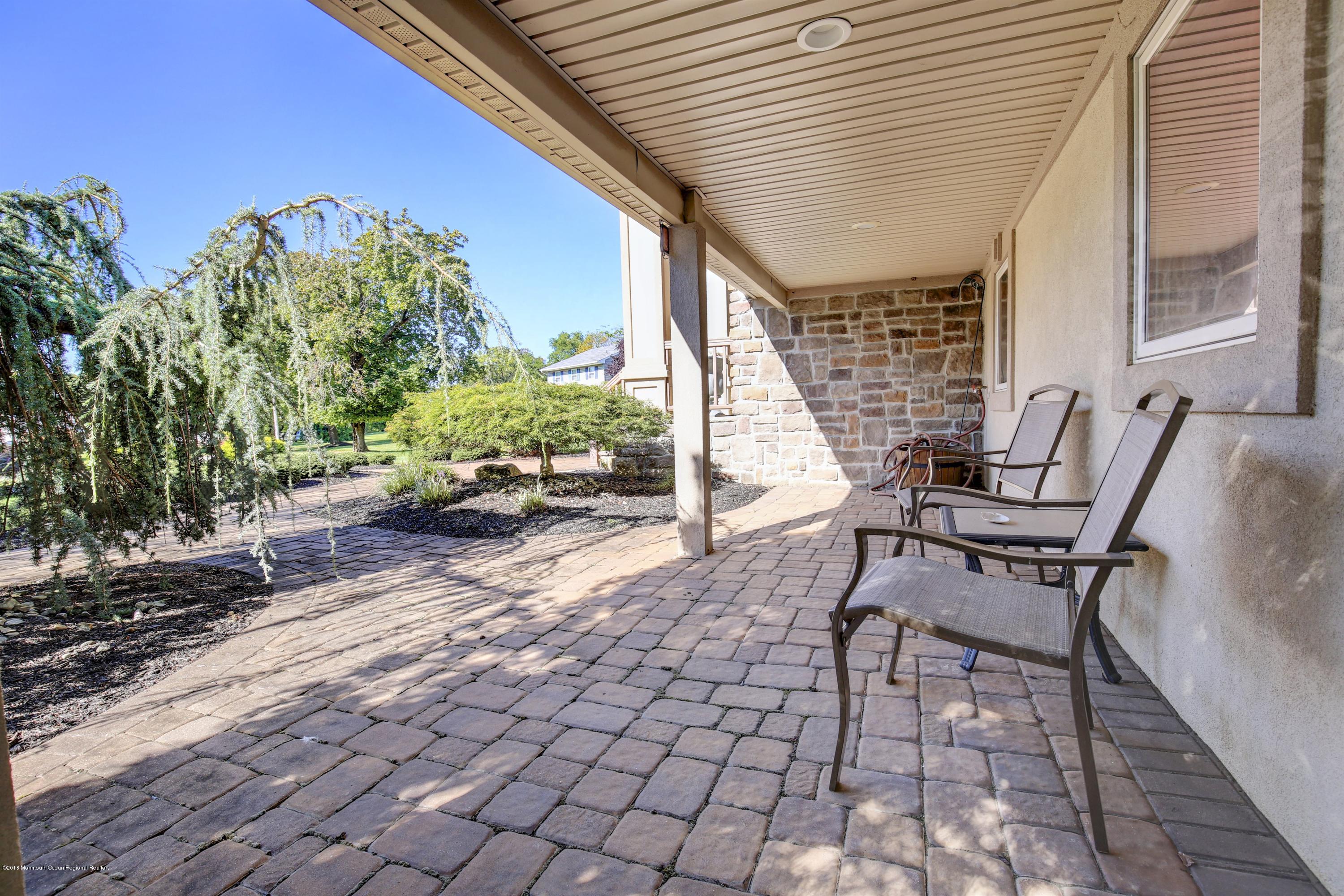 003_Exterior Front Patio