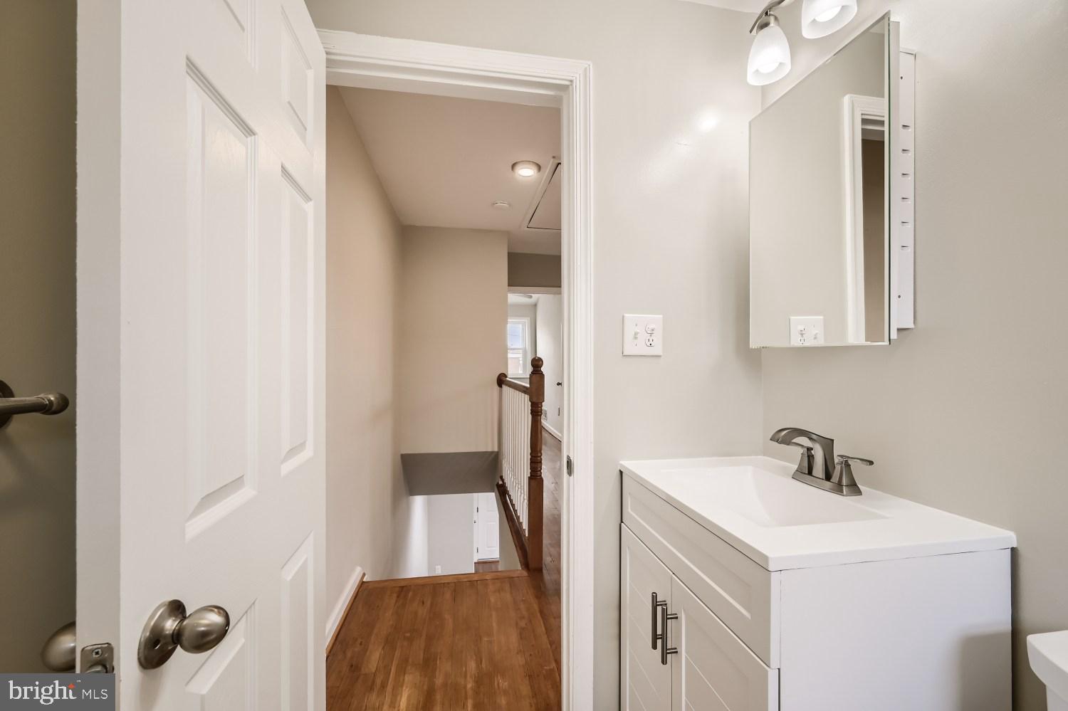 4434 Norfen Road Halethorpe, MD 21227 - Photo 17 of 32