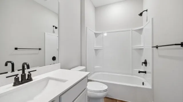 $519,900 | 2109 Westpointe Drive, Hastings, MN 55033