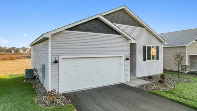 $519,900 | 2109 Westpointe Drive, Hastings, MN 55033