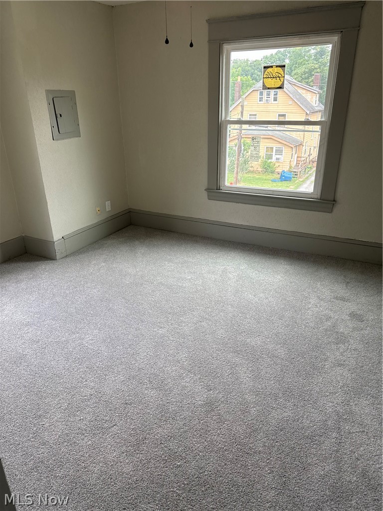 182 Elm Street Struthers, OH 44471 - Photo 14 of 18 SECOND FLOOR