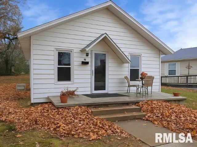 $79,900 | 511 North Shelby Avenue, Salem, IL 62881