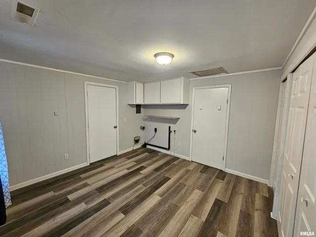 $79,900 | 511 North Shelby Avenue, Salem, IL 62881