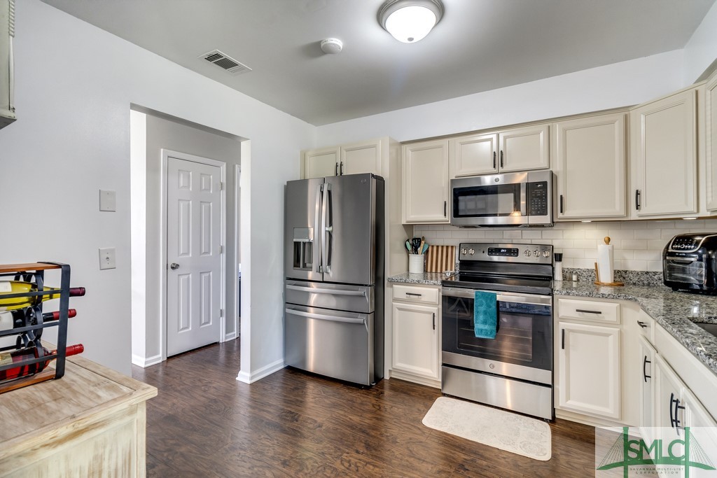 68 Retriever Way Allenhurst, GA 31301 - Photo 10 of 27 Gallery Image 10