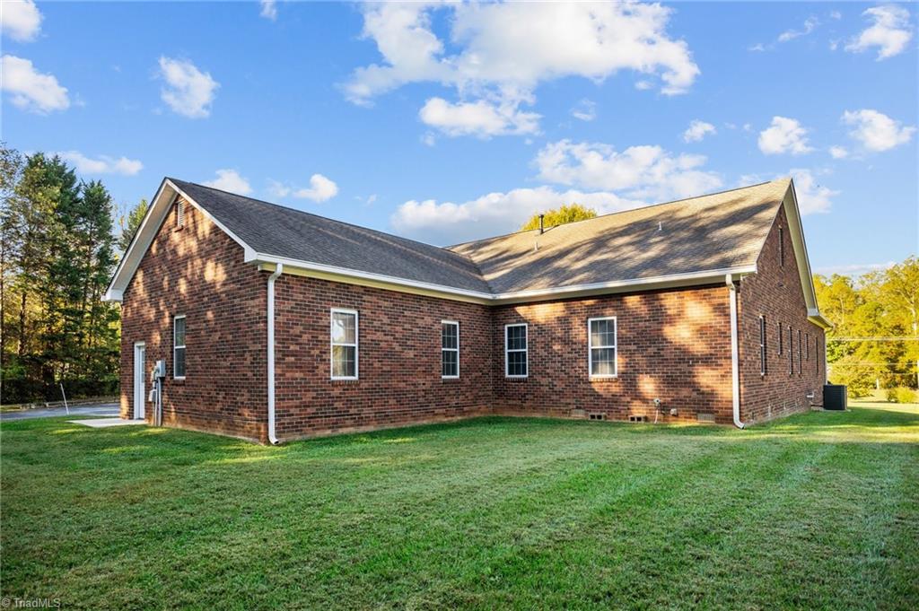 8209 Stafford Mill Road Oak Ridge, NC 27310 - Photo 39 of 50 Rear and left side