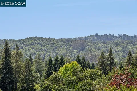 $1,250,000 | 8 Ketelsen Court, Moraga, CA 94556