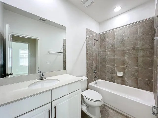 $2,995 | 561 Scotia Place, Orlando, FL 32806